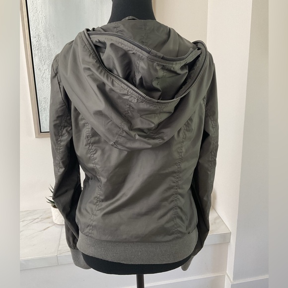 MACKAGE Light Windbreaker Dual Zip Up Jacket. - Picture 5 of 12